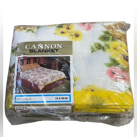 Vintage Floral Blanket Cannon Blanket Lock-Nap With Satin Trim
